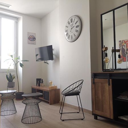 60M² Avec Vue Sur Le Vieux Port... Appartement Marseilles Buitenkant foto