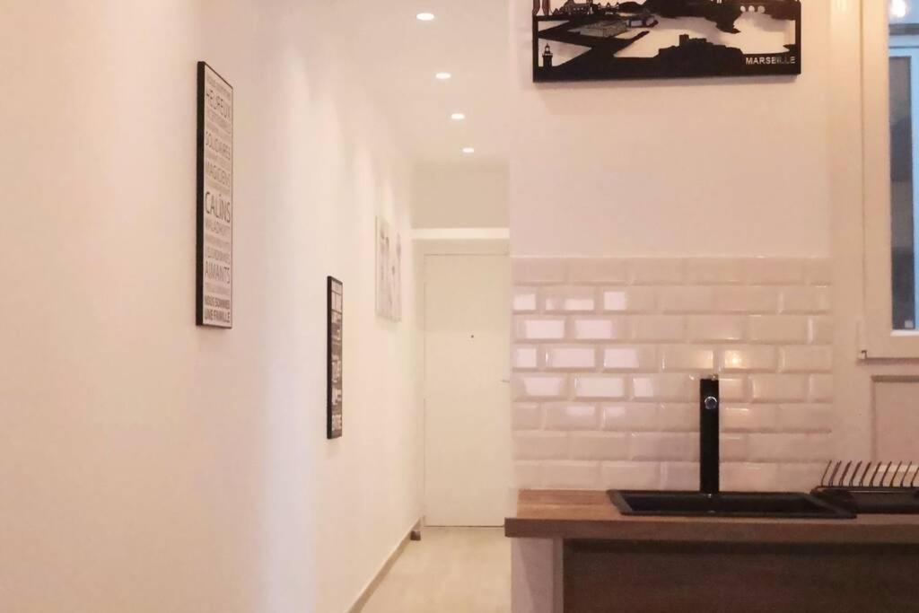 60M² Avec Vue Sur Le Vieux Port... Appartement Marseilles Buitenkant foto