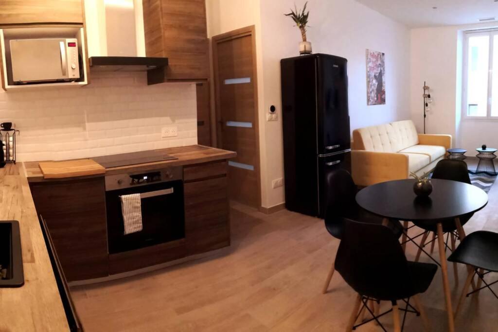 60M² Avec Vue Sur Le Vieux Port... Appartement Marseilles Buitenkant foto