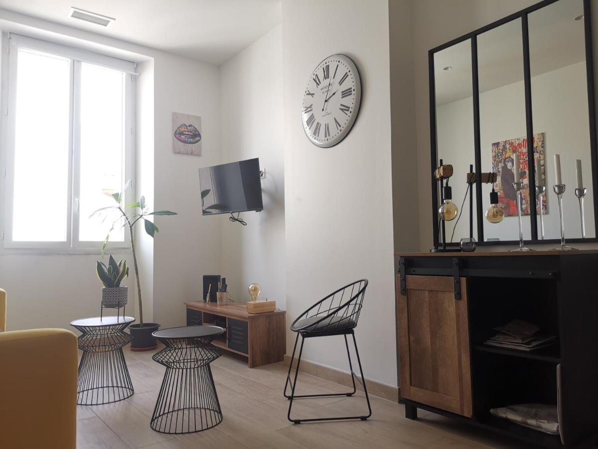 60M² Avec Vue Sur Le Vieux Port... Appartement Marseilles Buitenkant foto
